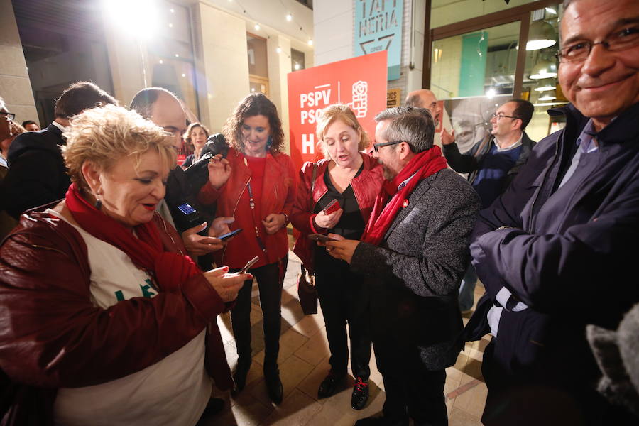 Fotos: Así espera el PSPV los resultados de las elecciones del 28A