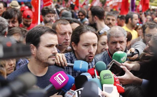 Pablo Iglesias y Alberto Garzón, en la manifestación del 1 de mayo. 
