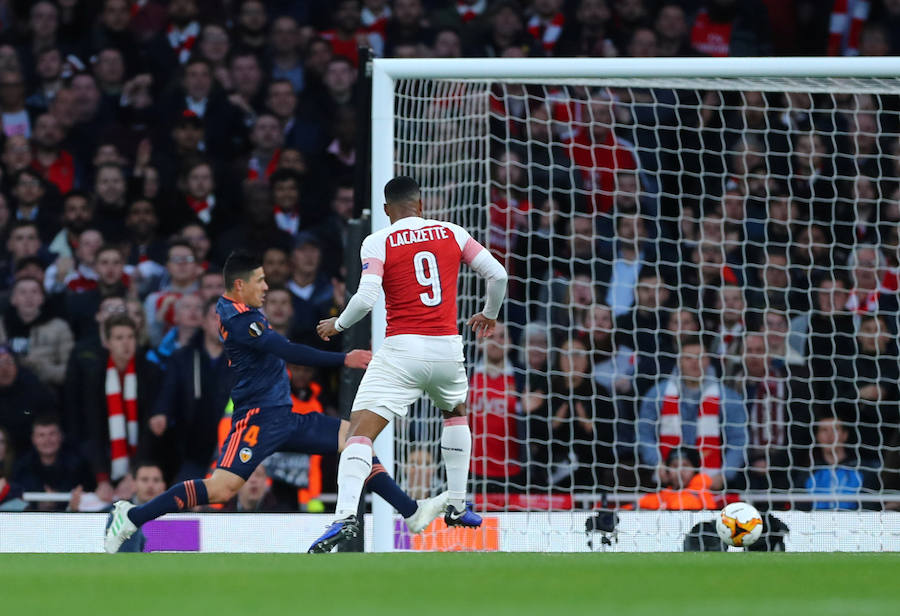 Estas son las mejores imágenes que deja el partido de ida de semifinales de la liga europea en el Emirates Stadium