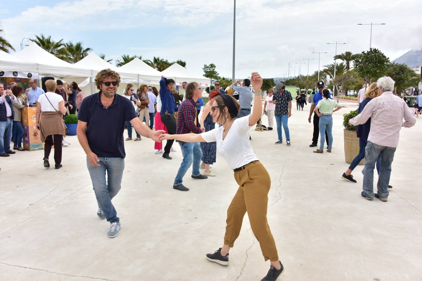 Fotos: La I Feria Inmob Marina Alta abre sus puertas con una buena acogida del público