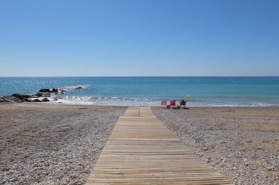 La playa Les Marines de Nules es otra de las tres playas que este año celebran su inclusión entre las más destacadas. Es la primera de este municipio de Castellón en lograr entrar en la lista. 