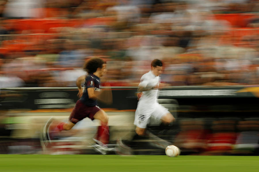 Las mejores fotos del partido de vuelta de semifinales de Europa League disputado en Mestalla