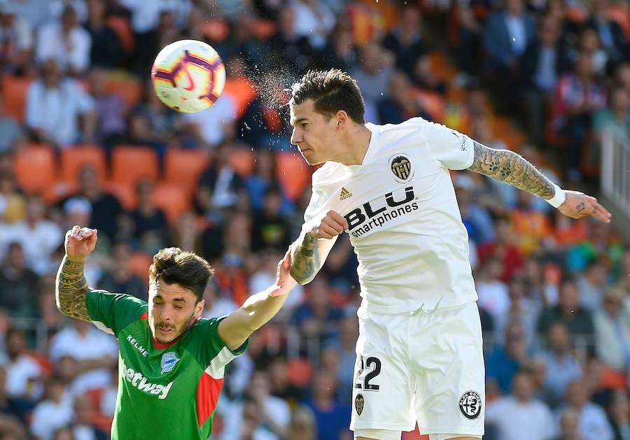 Estas son las fotos que deja el partido de la jornada 37 de LaLiga en Mestalla.