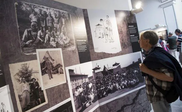 Imágenes en la exposición situada en el patio del Palau dels Scala de Valencia.