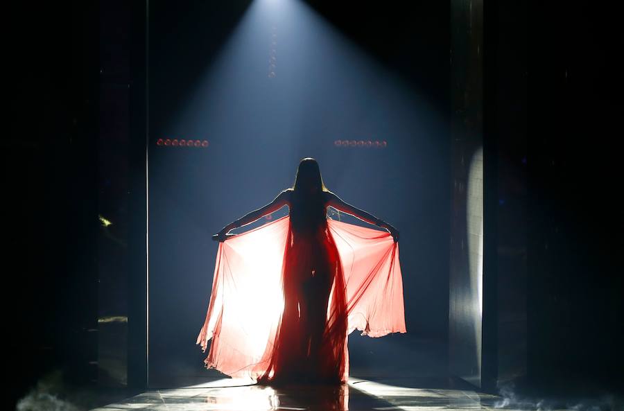 Eurovisión 2019 arrancaba este martes desde Israel con una primera semifinal que ha elevado a Australia a los cielos y ha clasificado además a Islandia, Estonia, Bielorrusia, Serbia, Chipre, República Checa, Eslovenia, Grecia y... San Marino. El próximo jueves 16 saldrán otros 10 países de la segunda semifinal, que se sumarán a estos diez seleccionados.