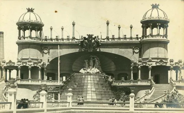 Fuente Luminosa de la Exposición Regional Valenciana de 1909.