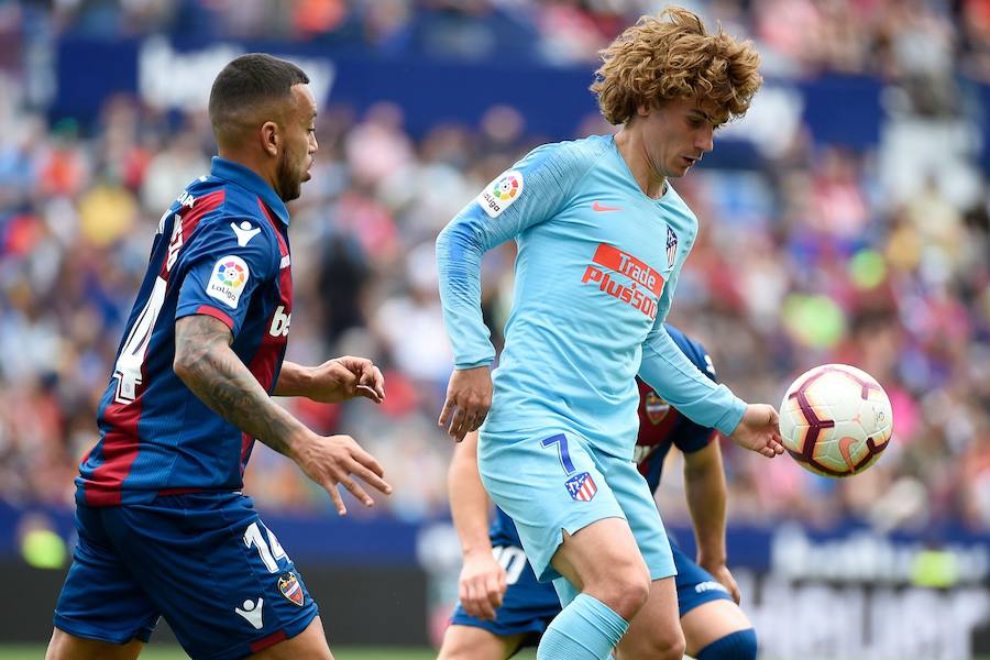 Las mejores fotos del partido de la jornada 38 de LaLiga Santander disputado en el Ciutat de València