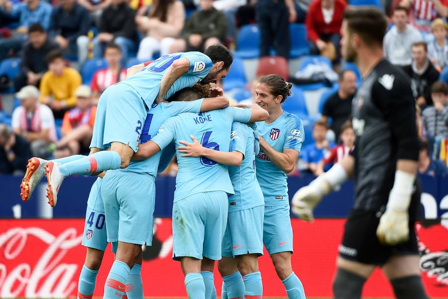 Las mejores fotos del partido de la jornada 38 de LaLiga Santander disputado en el Ciutat de València