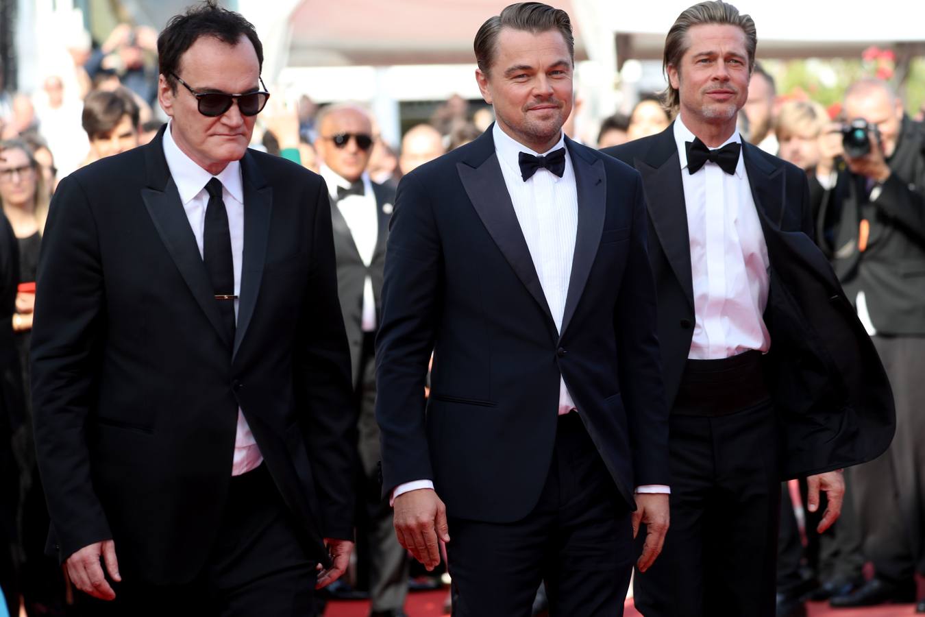 «Érase una vez en... Hollywood», de Quentin Tarantino, era una de las películas más esperadas del Festival de Cannes, y su alfombra roja este martes antes del estreno no decepcionó, con Leonardo DiCaprio y Brad Pitt como dos de los actores más aclamados. Completó el trío Margot Robbie.