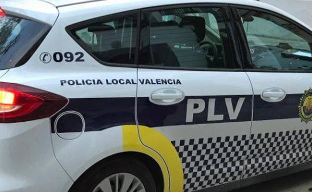 Violencia de género en Valencia | Detenido un joven por agredir a su pareja para controlarle el móvil en Valencia