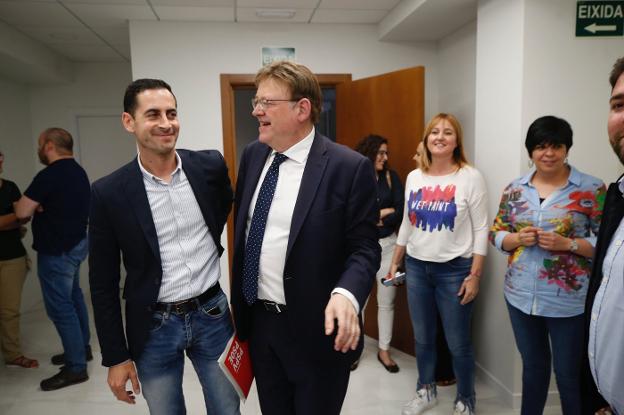 El alcalde de Mislata, Carlos Fernández Bielsa, junto al presidente Puig. 