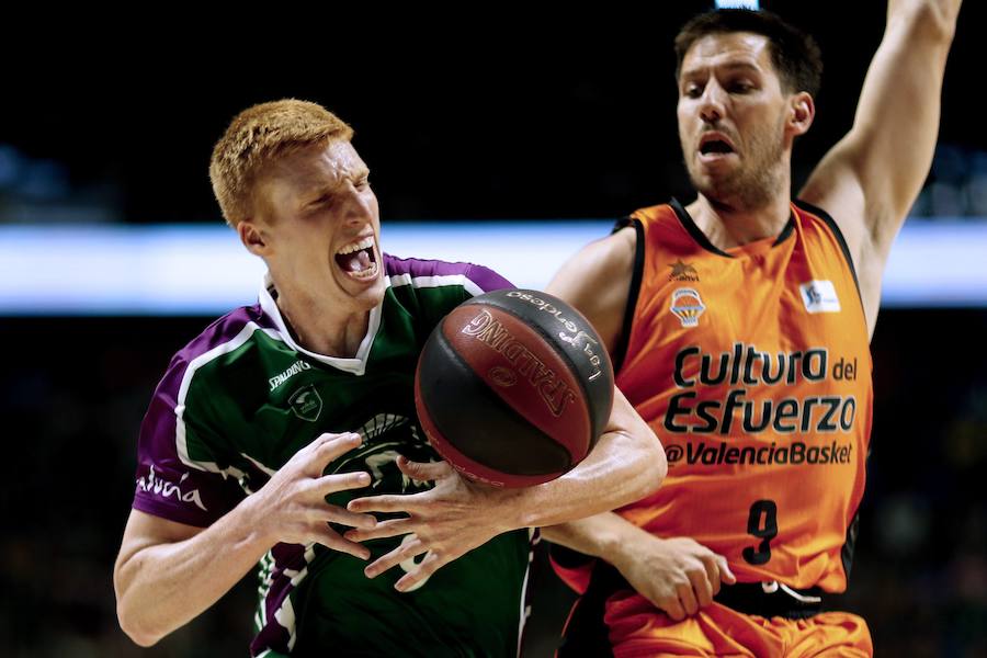 Estas son las fotos que deja el segundo partido de cuartos de final del playoff de Liga ACB en el Martin Carpena