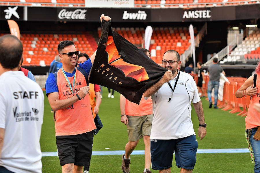 Fotos: Búscate en la Volta a Peu Fundación Valencia CF