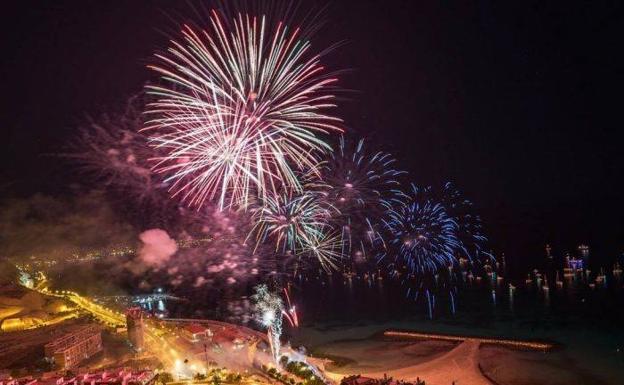 Castillos de fuegos artificiales de las Hogueras de Alicante 2019: horarios y pirotecnias