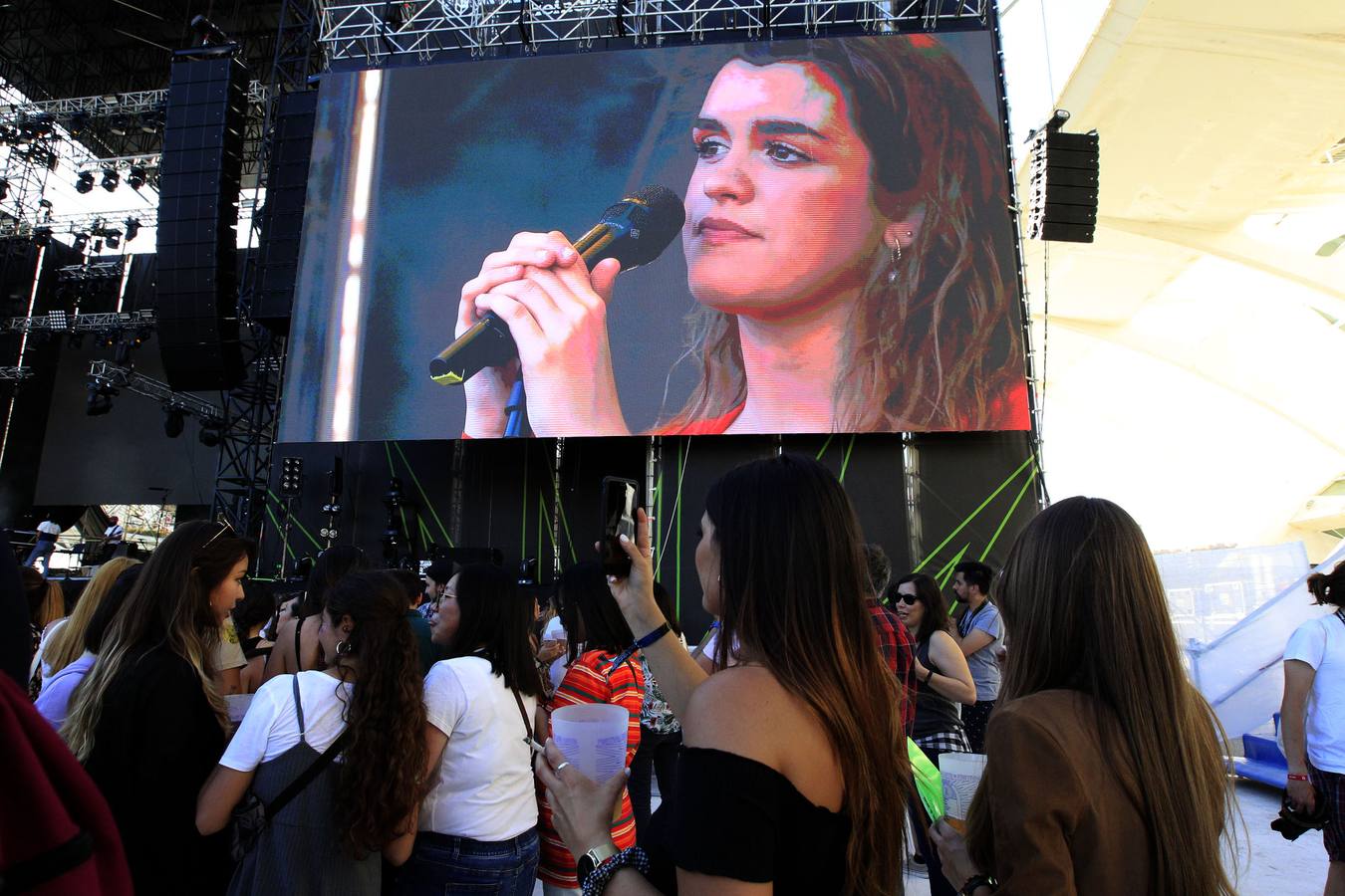 La Ciudad de las Artes y las Ciencias de Valencia acoge este 7 y 8 de junio a miles de fans de la música y a cientos de artistas para dar la bienvenida al verano