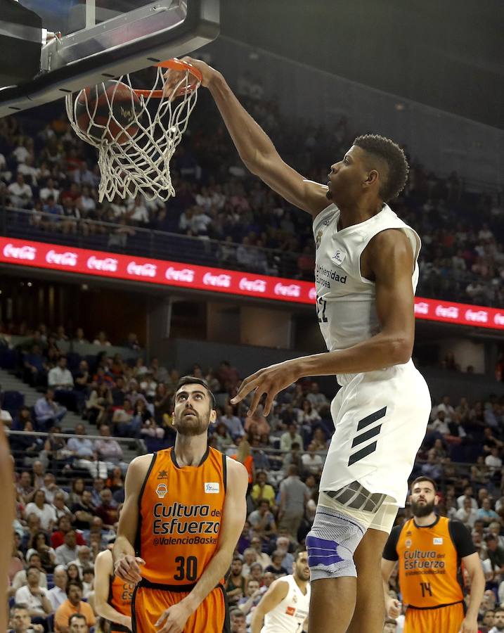 Las mejores fotos del segundo encuentro de semifinales de playoff de Liga Endesa disputado en el Wizink Center