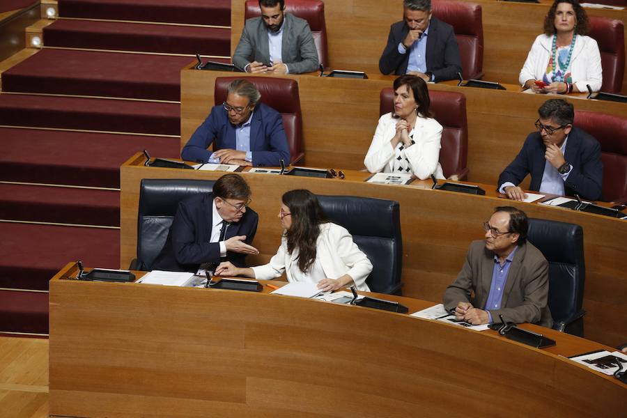 Fotos: Primera sesión de investidura en Les Corts de la X Legislatura