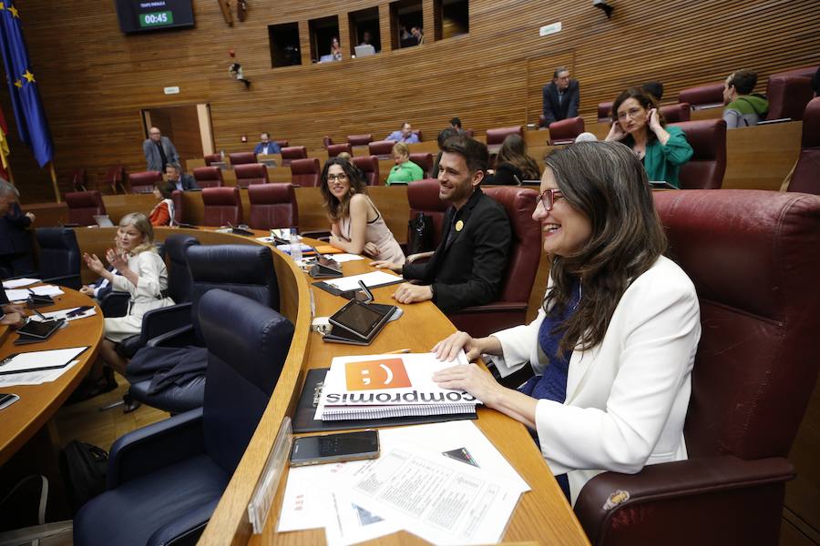 Fotos: Pleno de investidura de Ximo Puig en Les Corts