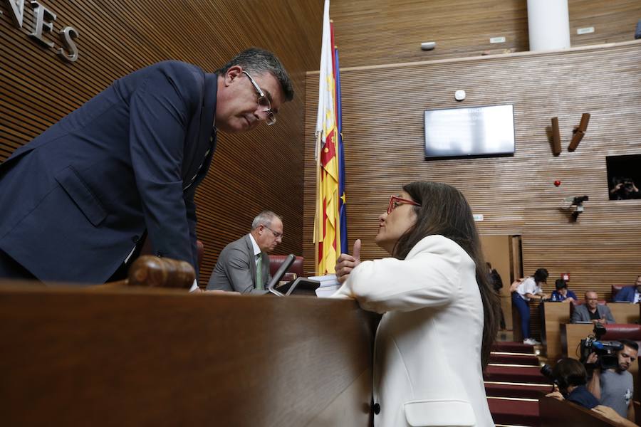 Fotos: Pleno de investidura de Ximo Puig en Les Corts