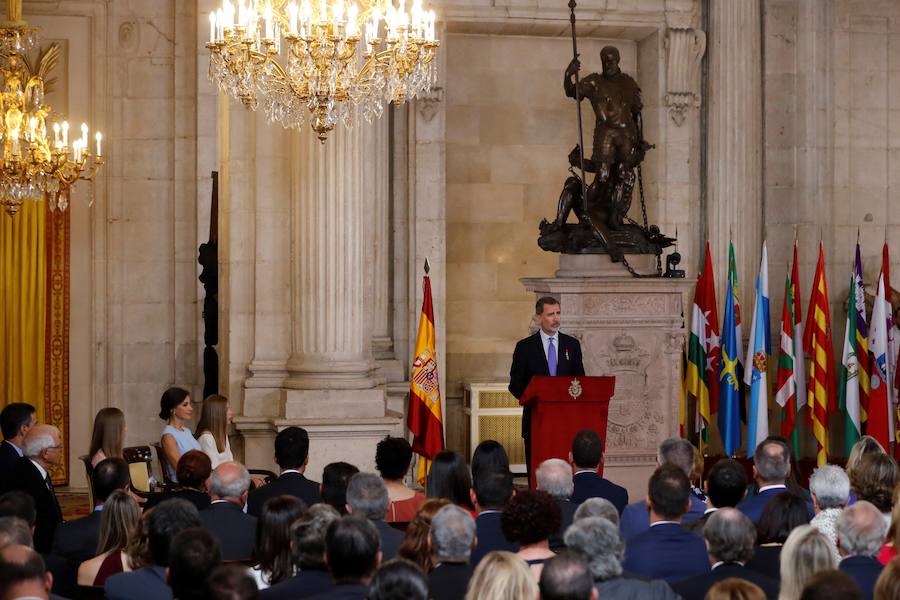 Fotos: Imposición de condecoraciones por el V aniversario del reinado de Felipe VI