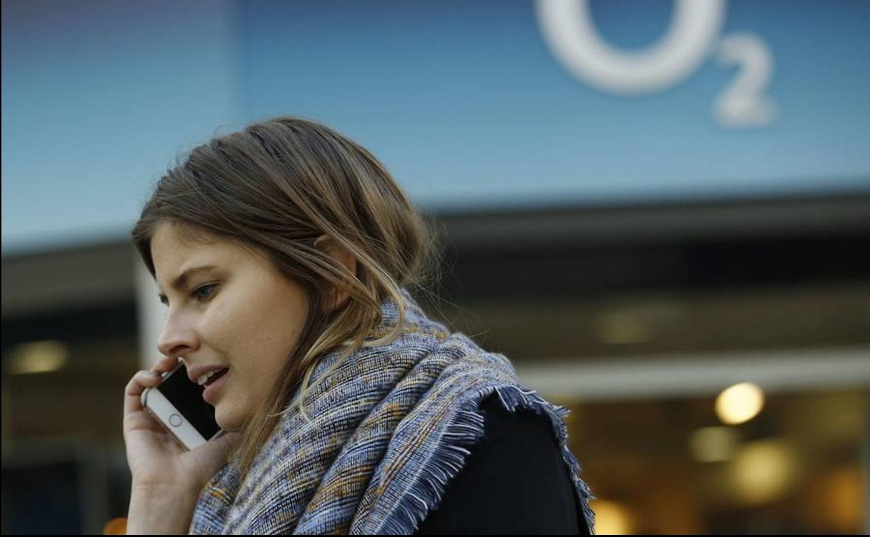 La estafa comienza con una llamada al teléfono móvil que suena una sola vez. 