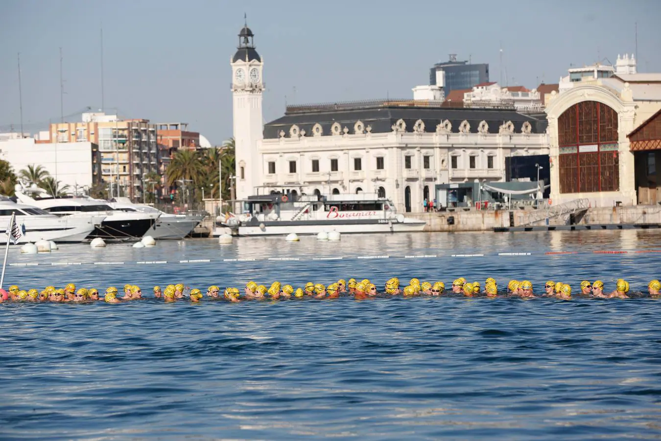 Fotos: La Travesía a Nado del puerto de Valencia celebra su 27.ª edición