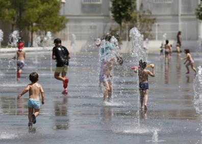 Imagen secundaria 1 - Las fuentes del Parque Central, un refugio en Valencia contra la ola de calor