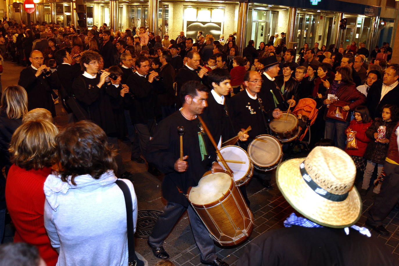 La jornada del fin de semana contará con espectáculos musicales de dolçaina y tabaret.