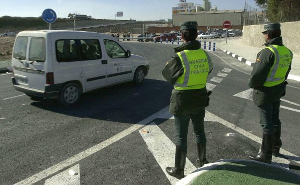 La Guardia Civil propone hacer frente al 'método a saco Paco' con el 'método cansino'