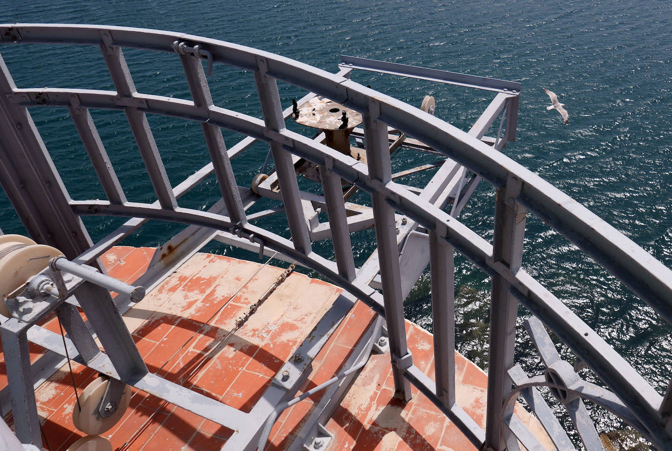 Fotos: El antiguo faro de Valencia, en el olvido