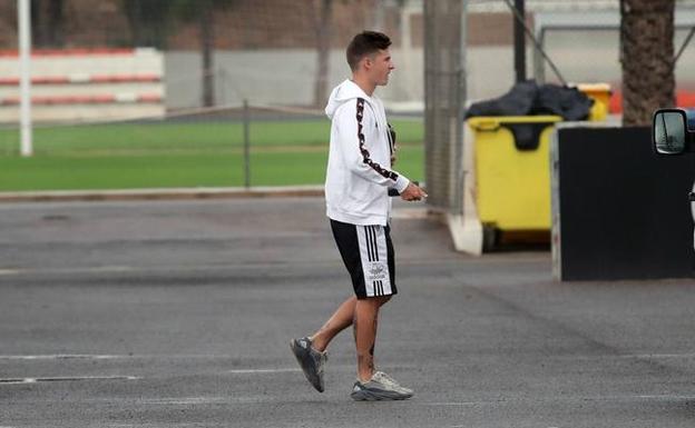 Santi Mina, en Paterna. 