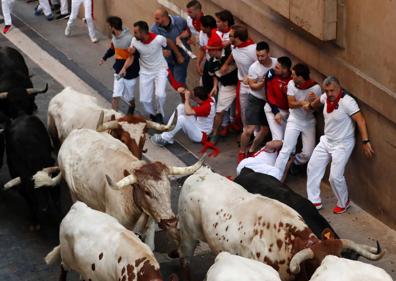 Imagen secundaria 1 - San Fermín 2019 | Sigue en directo el encierro de sanfermines del jueves 11 de julio. San Fermín 2019 en vivo por televisión