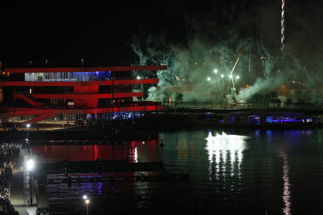 Fotos: Piromusical de Ricardo Caballer en la Nit a la Mar en la Marina de Valencia