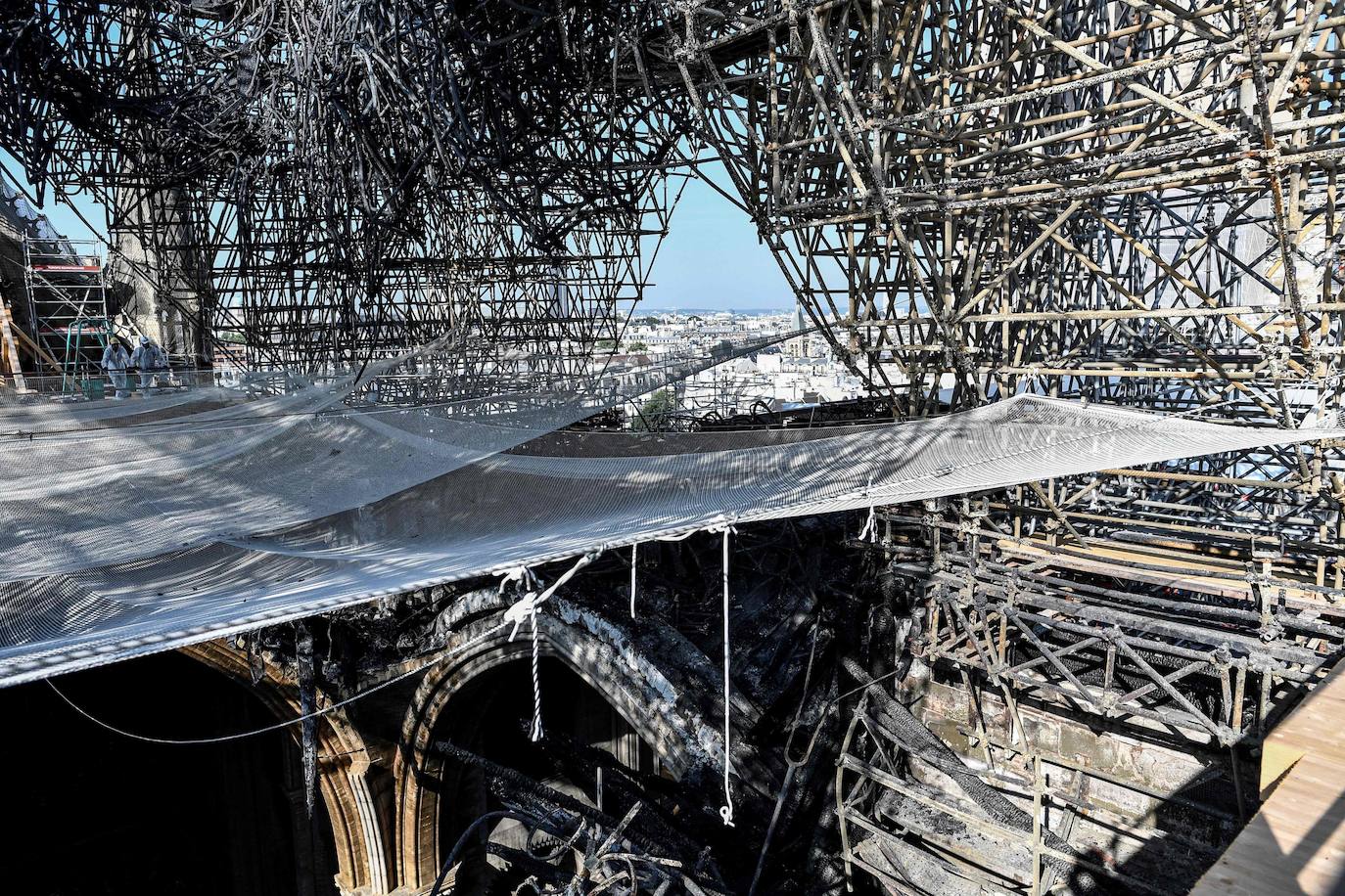 Se hacen públicas las primeras imágenes que muestran el estado actual y los trabajos de restauración de Notre Dame, iniciados meses atrás, tras el incendio que sufrió la catedral el pasado 15 de abril.