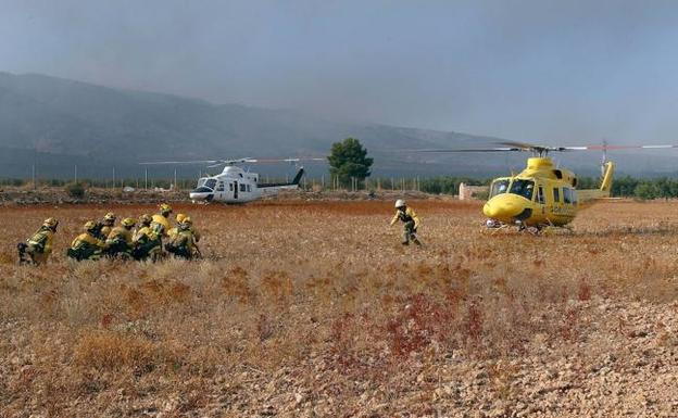 El primer gran fuego del verano revela la carencia de medios en prevención