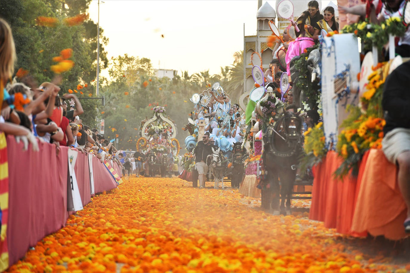 La ciudad despide la Feria de Julio con el más antiguo de sus festejos florales