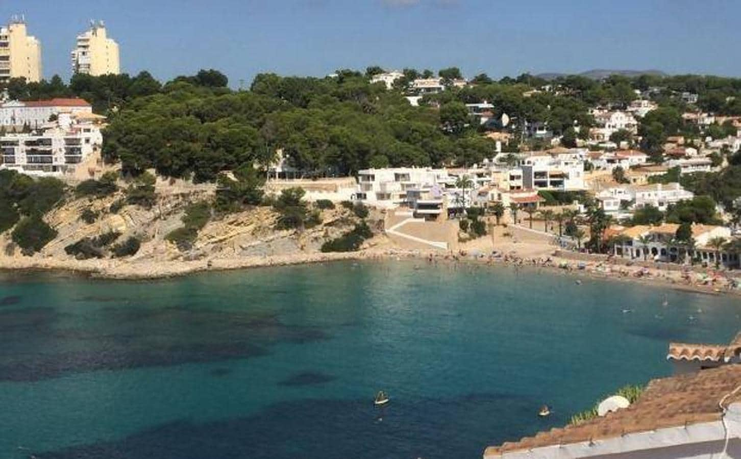 No está entre los 25 primeros, pero Moraira (Alicante) es el municipio más caro de la Comunitat Valenciana para comprar una vivienda: 2.607 euros de media el metro cuadrado. 