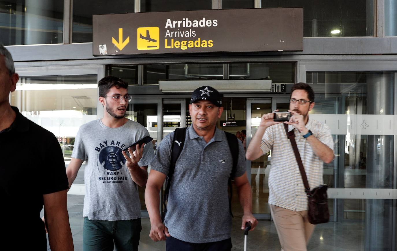 Crisis en el Valencia CF | Anil Murthy llega al aeropuerto de Valencia desde Múnic 