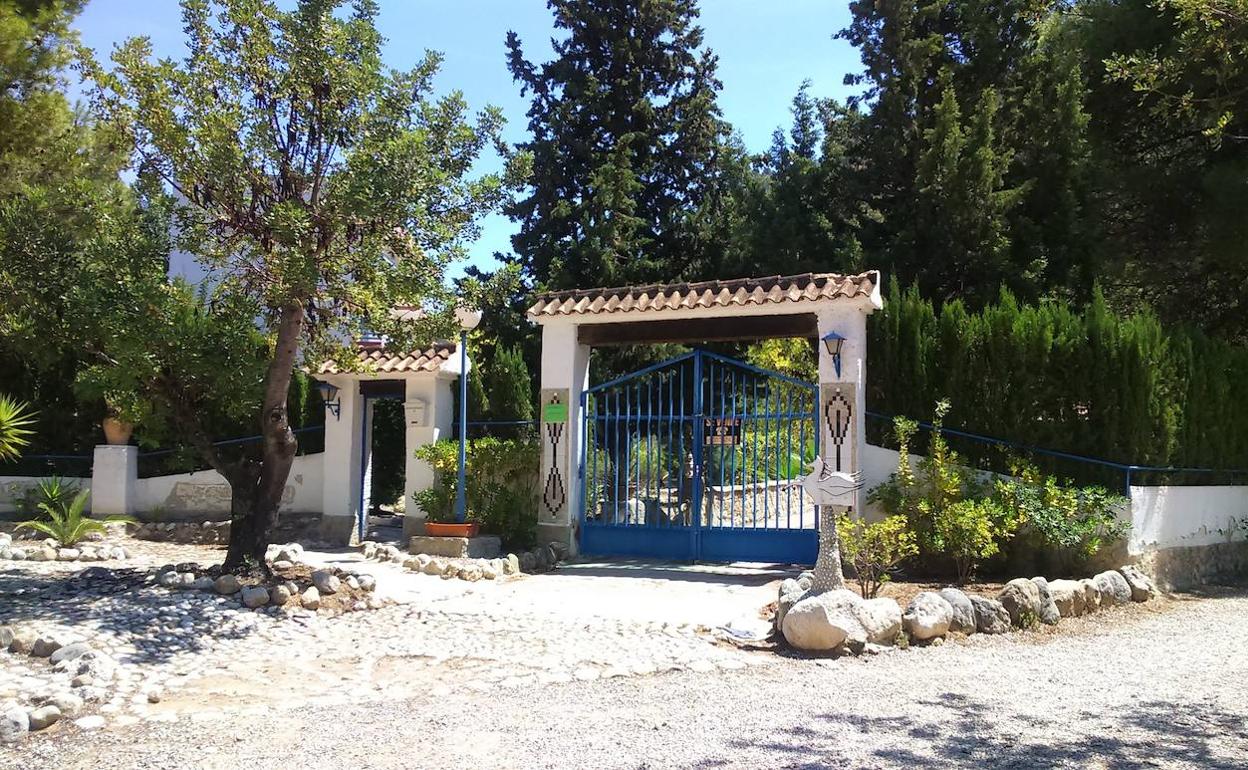 Entrada a la finca rural de Sot de Chera donde se produjo el homicidio. 