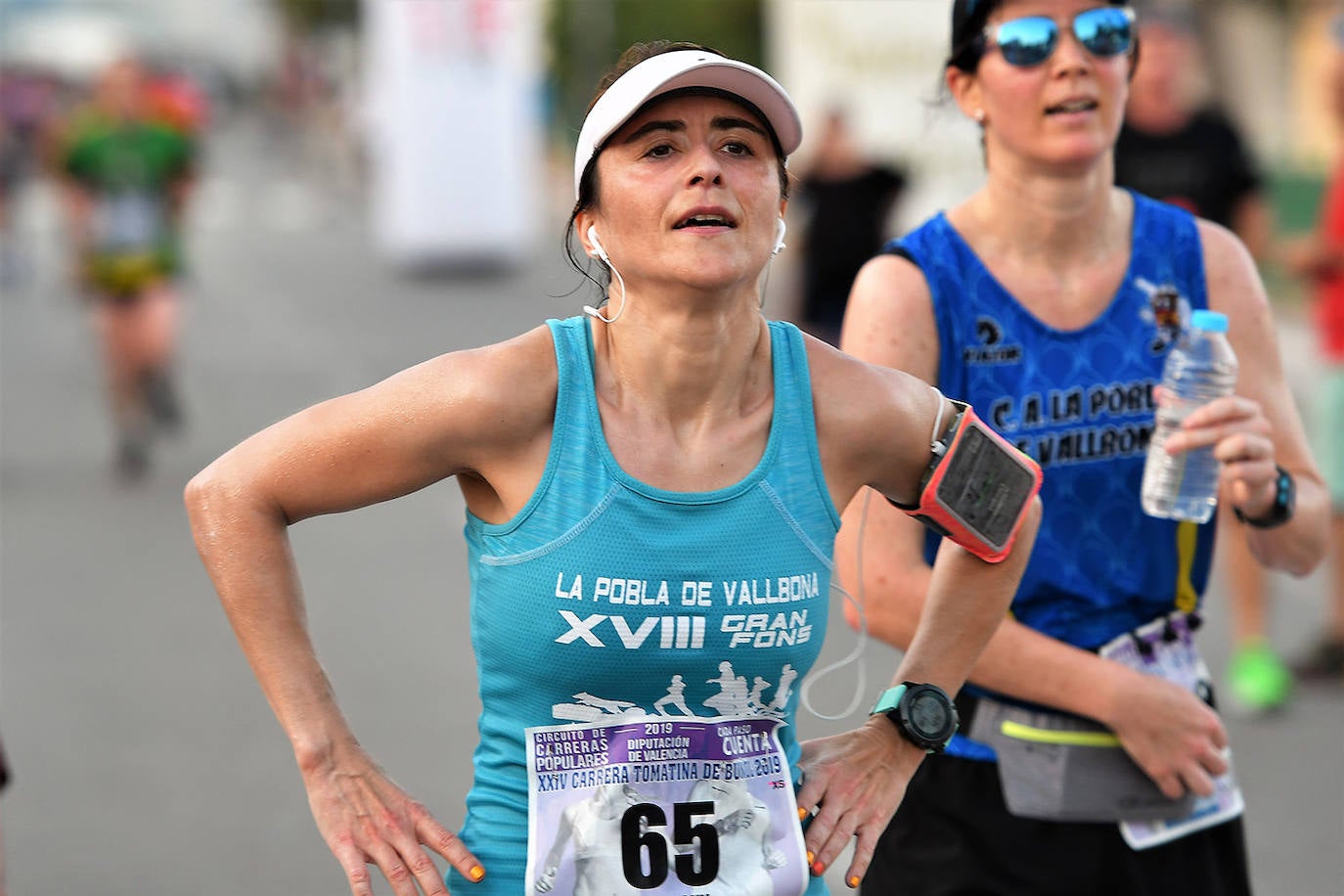 Fotos: Búscate en la 10K XXIV Carrera Tomatina de Buñol 2019