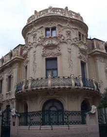 Imagen secundaria 2 - Mercado Central de Valencia / El Palacio de Longoria, en Madrid.