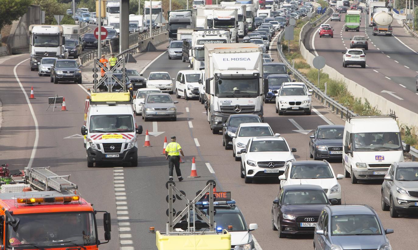 Accidente en la A-7 a la altura de Paterna