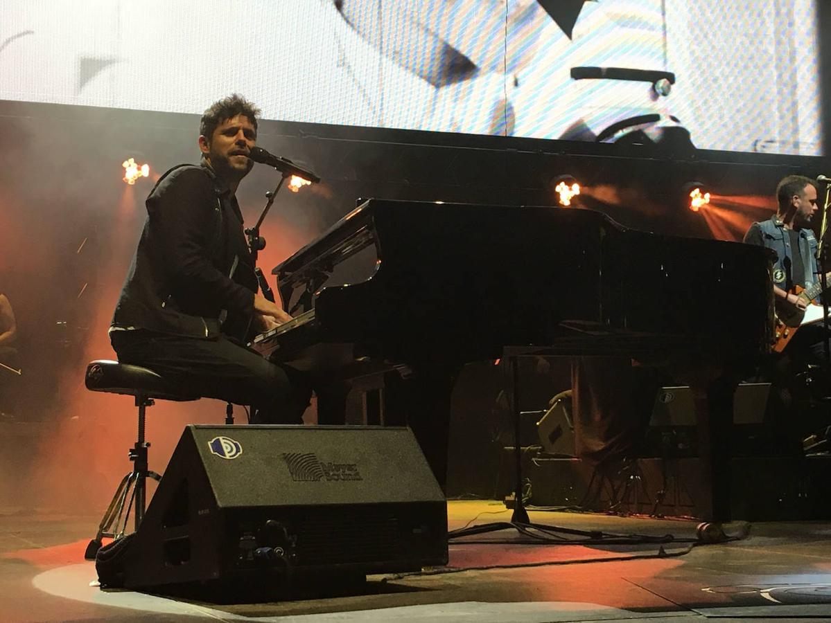 El 12 de octubre, el cantante Pablo López regresa a la Plaza de Toros de Valencia casi un año después de su última actuación en este espacio. El malagueño ofrece un concierto de lo más íntimo que comienza a las 21:00 horas. Las entradas para el recital están a la venta desde los 32 euros.