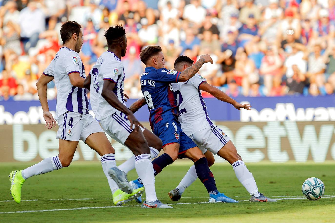 Fotos: El Levante-Valladolid, en imágenes