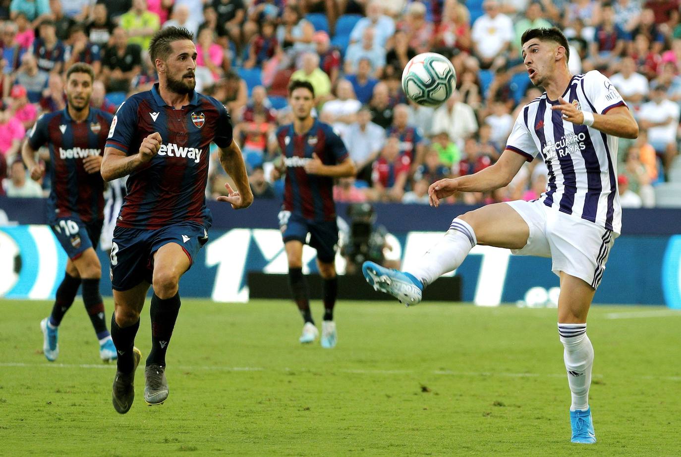 Fotos: El Levante-Valladolid, en imágenes