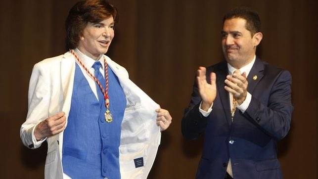 Camilo Sesto, durante un homenaje en Alcoy.