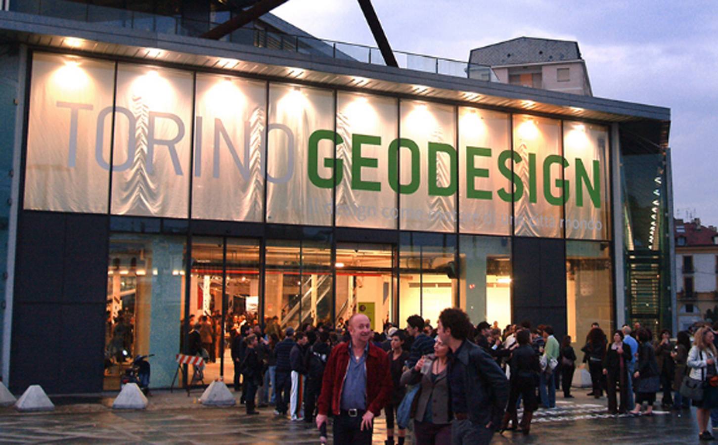 Turín (Italia). Capital Mundial del Diseño 2008. Geodesign, uno de los espacios expositivos de la capitalidad turinesa.