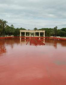 Imagen secundaria 2 - La fuente del Palau, antes y después de la intervención.