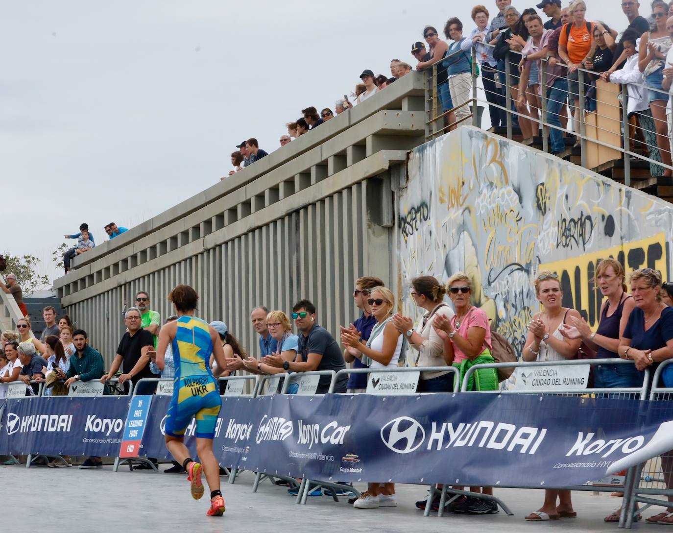 Fotos: Búscate en el Campeonato de Europa de Triatlón en Valencia