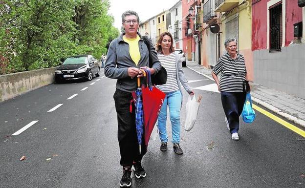 La familia de Ana Castelló regresa a su casa en busca de retomar la normalidad. 